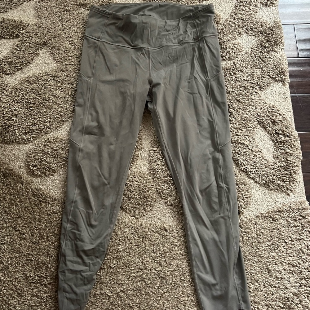 Lululemon leggings